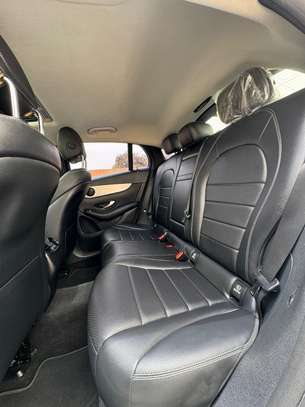 Mercedes benz glc 220 D 2018 image 11