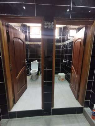 Villa de 300m2 a Thies image 15