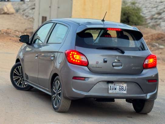 Mitsubishi Mirage 2017 automatique essence image 2