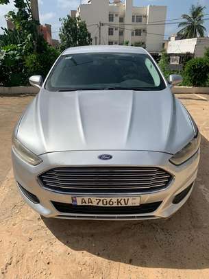 Ford Fusion image 3