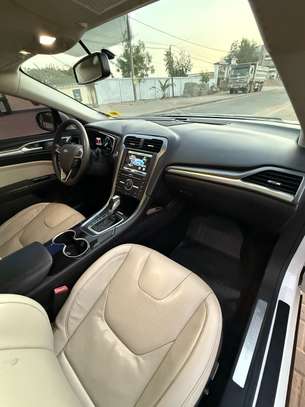 Ford fusion image 7