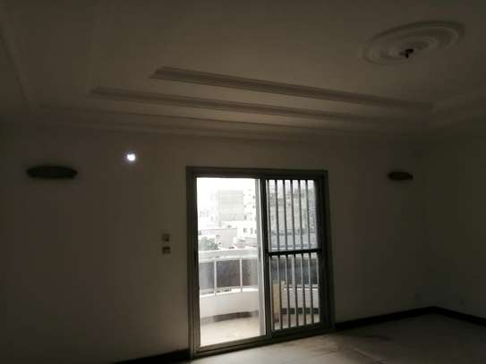 Appartement F4 au 4e étage à Liberté 6 extension image 4