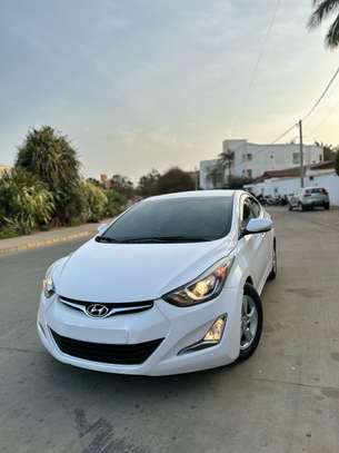 Hyundai avante image 3