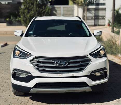 Hyundai Santafé  sport 2.0 année 2017 image 1