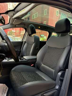 Peugeot 3008 image 9