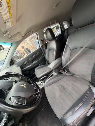 MITSUBISHI OUTLANDER SPORT 2018 image 8