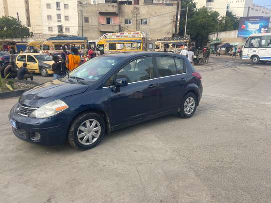 Nissan Versa 2010 image 2