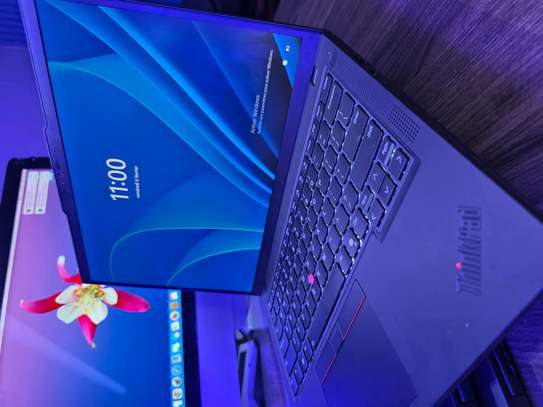 Lenovo ThinkPad T14 Gen 5 année 2025 Ryzen 7Pro image 2