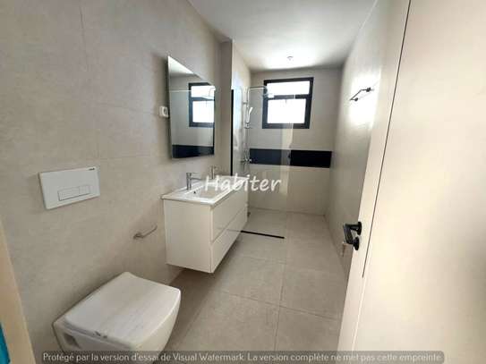 Appartement à louer au Point E image 5