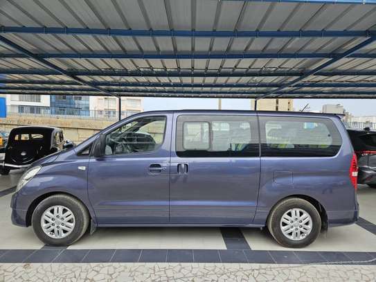 Hyundai Starex 15 places image 2