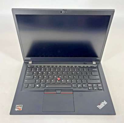 Lenovo ThinkPad t495 Ryzen 7 image 2