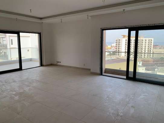 Appartement F4 au Plateau avec Vue Mer image 1