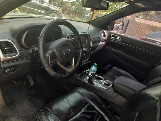 Jeep cherokee image 8