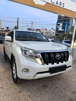 Toyota Land Cruiser Prado image 2