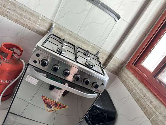 APPARTEMENT F3 MEUBLÉ A LOUER image 9