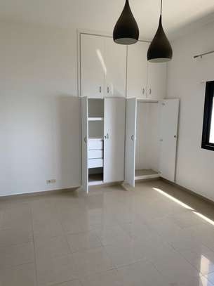 Appartement F5 à louer au plateau image 13