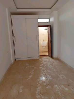 Appartement f4 à louer a Dakar Plateau image 4