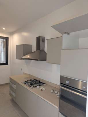 Appartement F4 à louer Centre Ville en face Pullman image 8