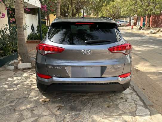 Hyundai Tucson limited 2017 image 4