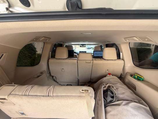 TOYOTA LAND CRUISER  VX 2022 7PLACES image 10