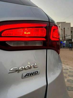 Hyundai Santafe 2018 image 6
