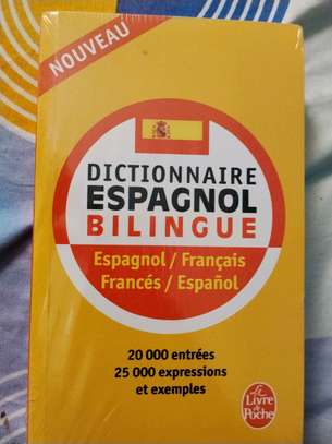 Lot de 3 livres NEUFS ( CIALDINI, COELHO, DICTIONNAIRE) image 3