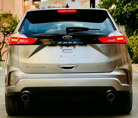 Ford edge image 11