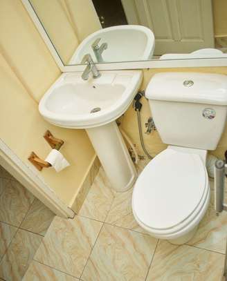 Appartement F3 à louer à sacré-cœur 3 image 4