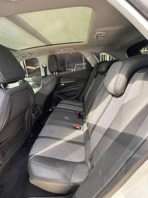 Peugeot 3008 2019 image 7