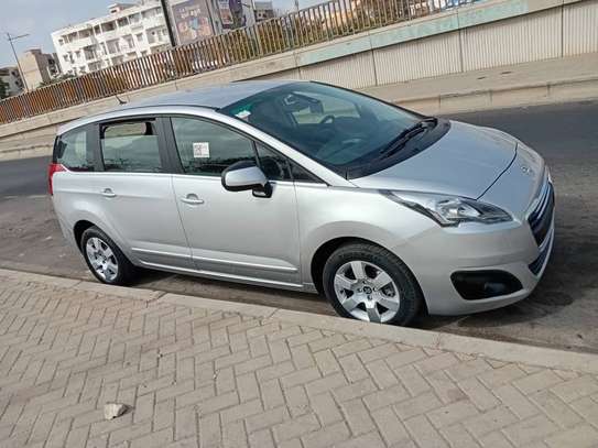 PEUGEOT 5008 DE 7 PLACES image 2