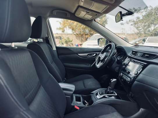 Nissan rogue 2017 image 9