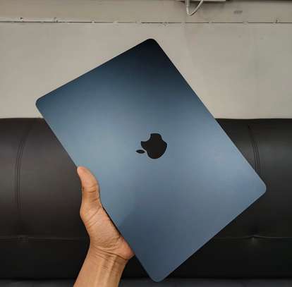 MacBook Air M2 13 pouces image 1