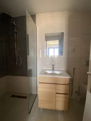 À LOUER – APPARTEMENT F3 NEUF SUR LA VDN image 10