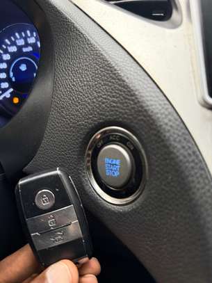 Hyundai grandeur HG 240 Année 2014 Automatic image 3