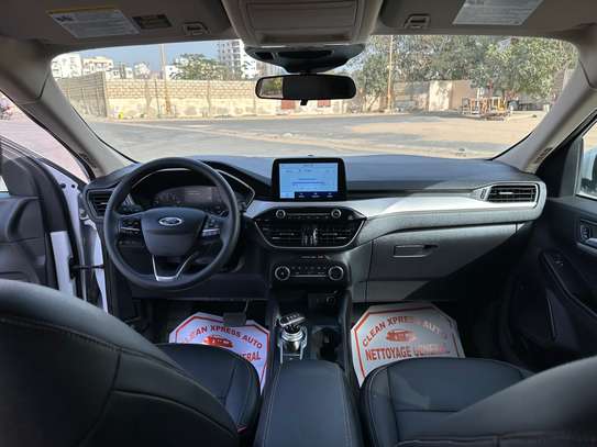 FORD ESCAPE SE image 7