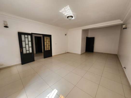 Duplex 4 chambres à louer à ngor image 5