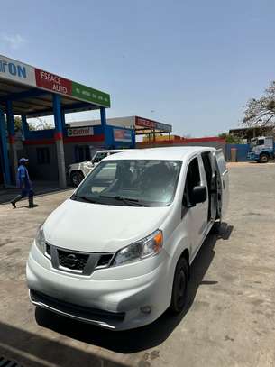 Nissan NV200 image 9
