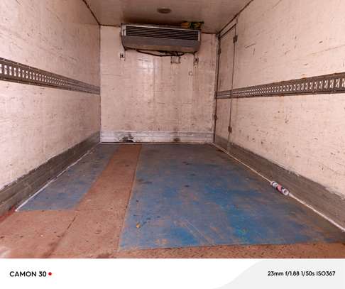 MITSUBISHI FUSO FRIGO 2011 image 8