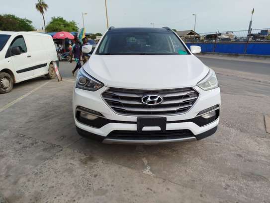 Hyundai Santa Fe image 3