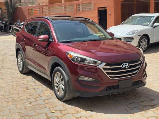 Hyundai tucson image 3