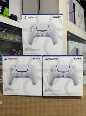 Manette sans fil DualSense™ - Chroma Pearl image 4