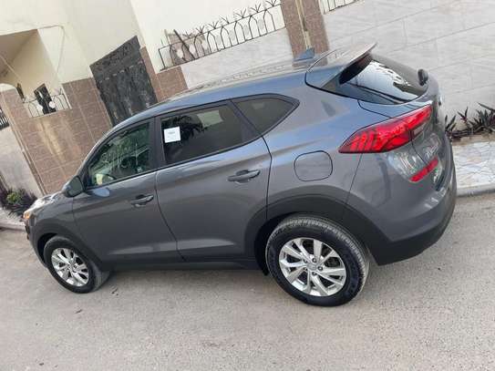 HYUNDAI TUCSON 2019 image 2
