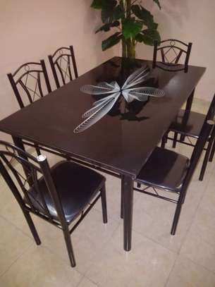 Table a manger 6chaises image 1