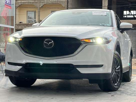 Mazda CX-5 SUV blanc feux LED jantes noires image 4