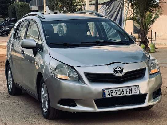 Toyota verso 2011 image 10
