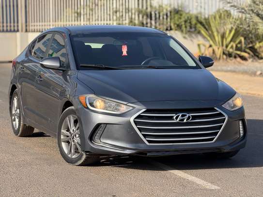 Hyundai Elantra 2017 automatique essence image 3