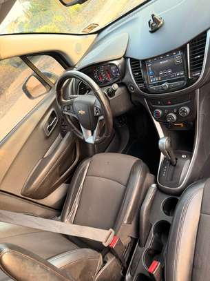 Chevrolet Trax LT année 2018 full options image 12