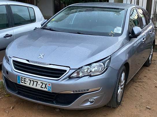 Peugeot 308 2016 image 10