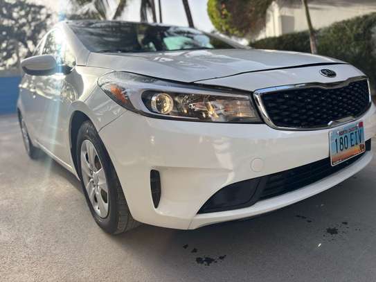 Kia forté image 2