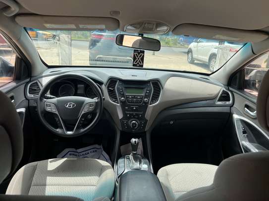 Hyundai Santa Fe 2015 image 9